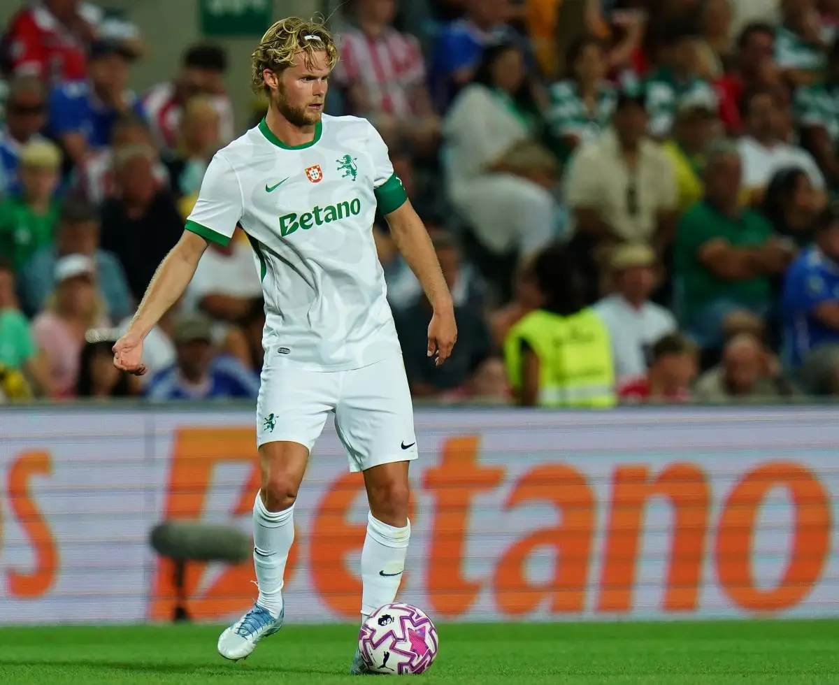 Atletico Madrid agree €40m deal for Sporting's Morten Hjulmand