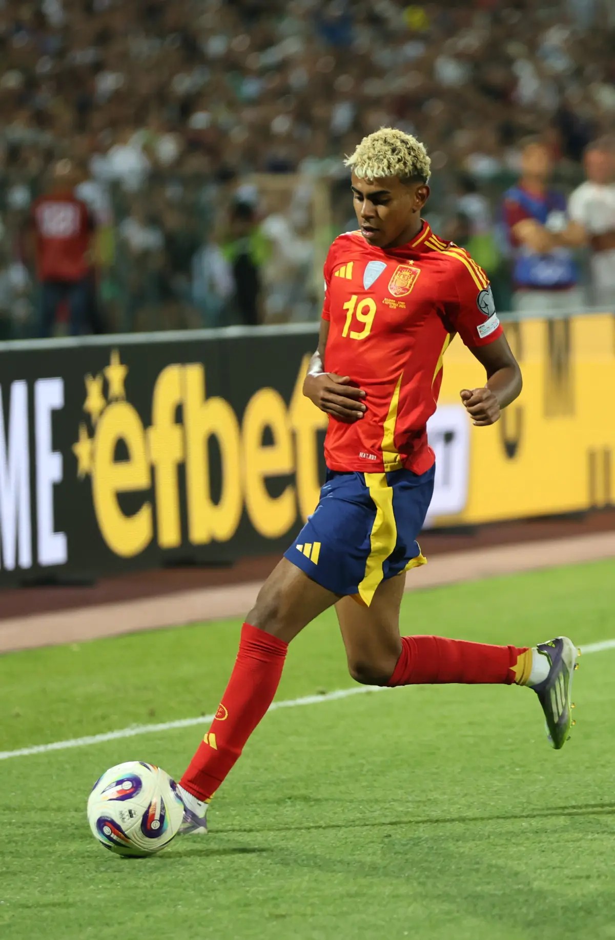 Spain 3-0 Austria: Oyarzabal brace sends La Roja into last 16 for first time since 2010